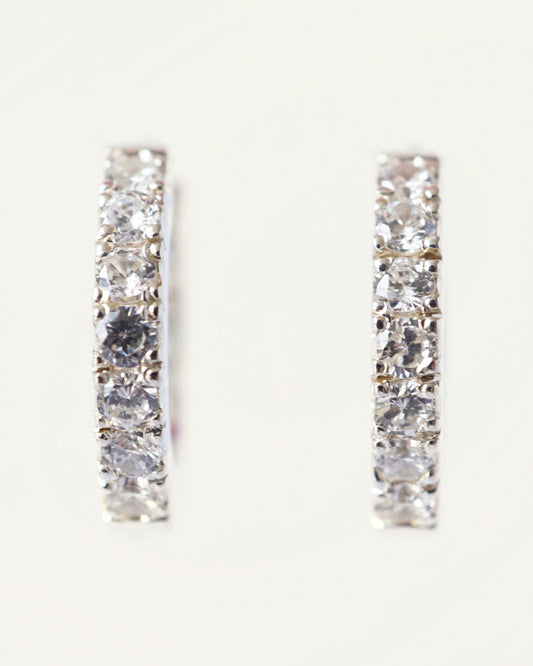 Aretes Nova