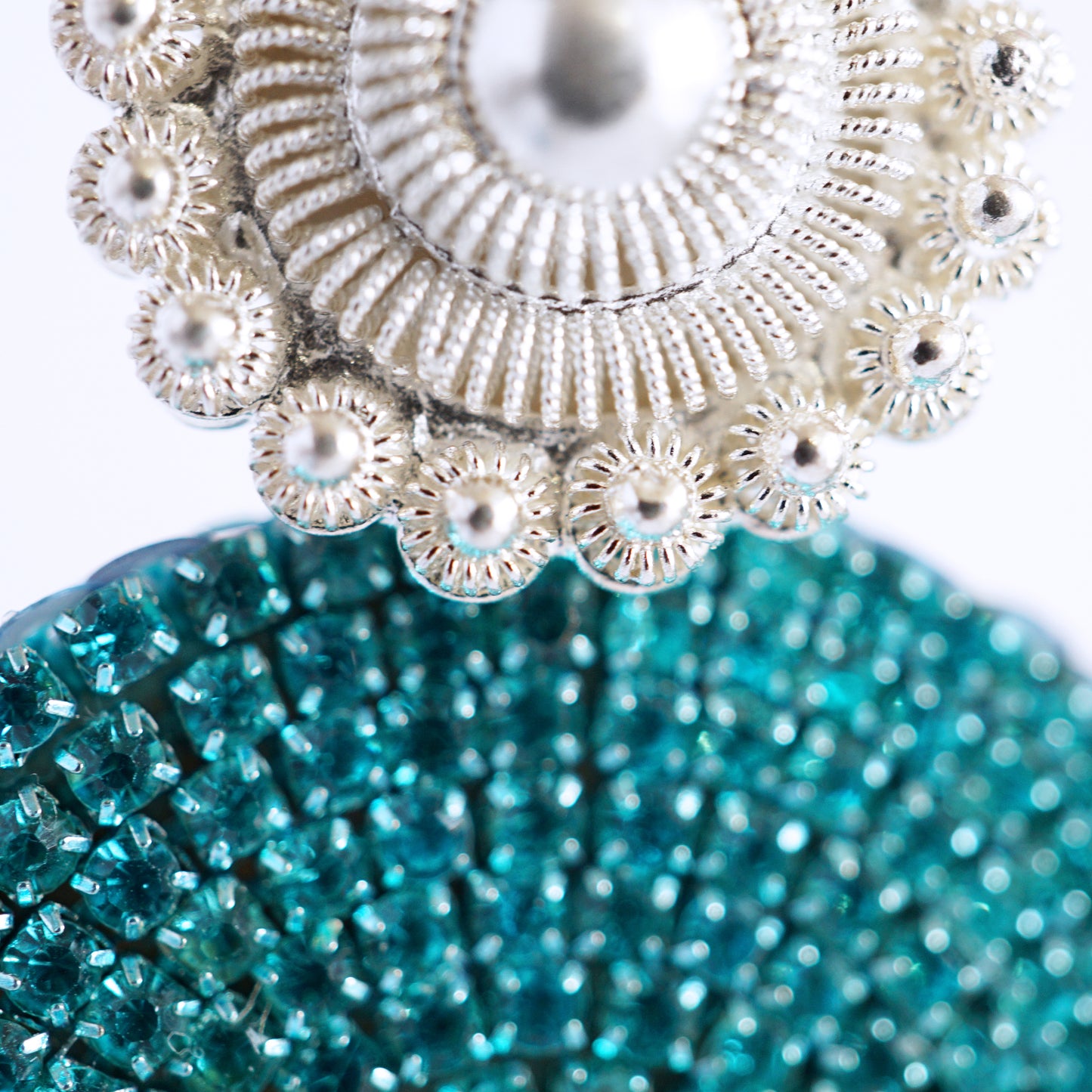 Aretes Azzia