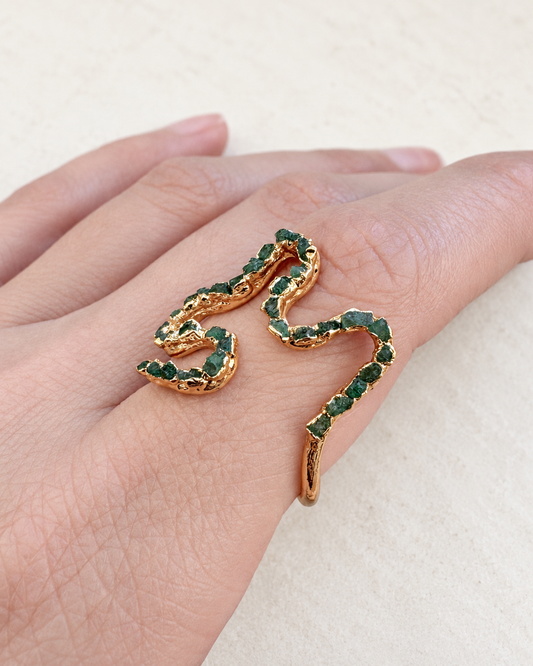 Anillo Naira