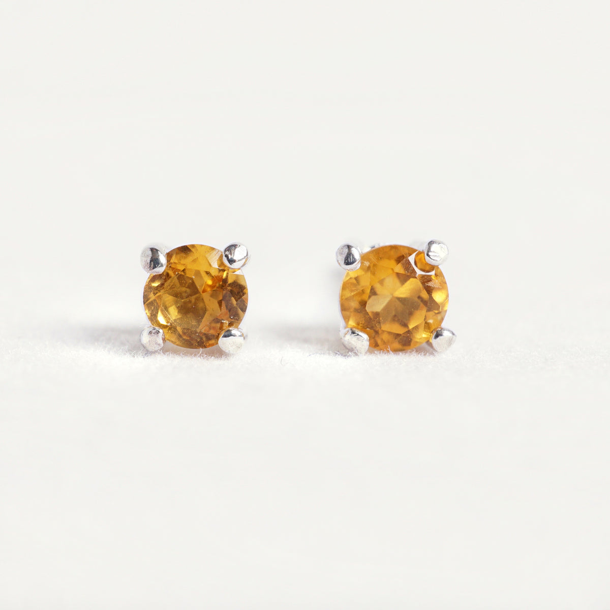 Aretes Hestia