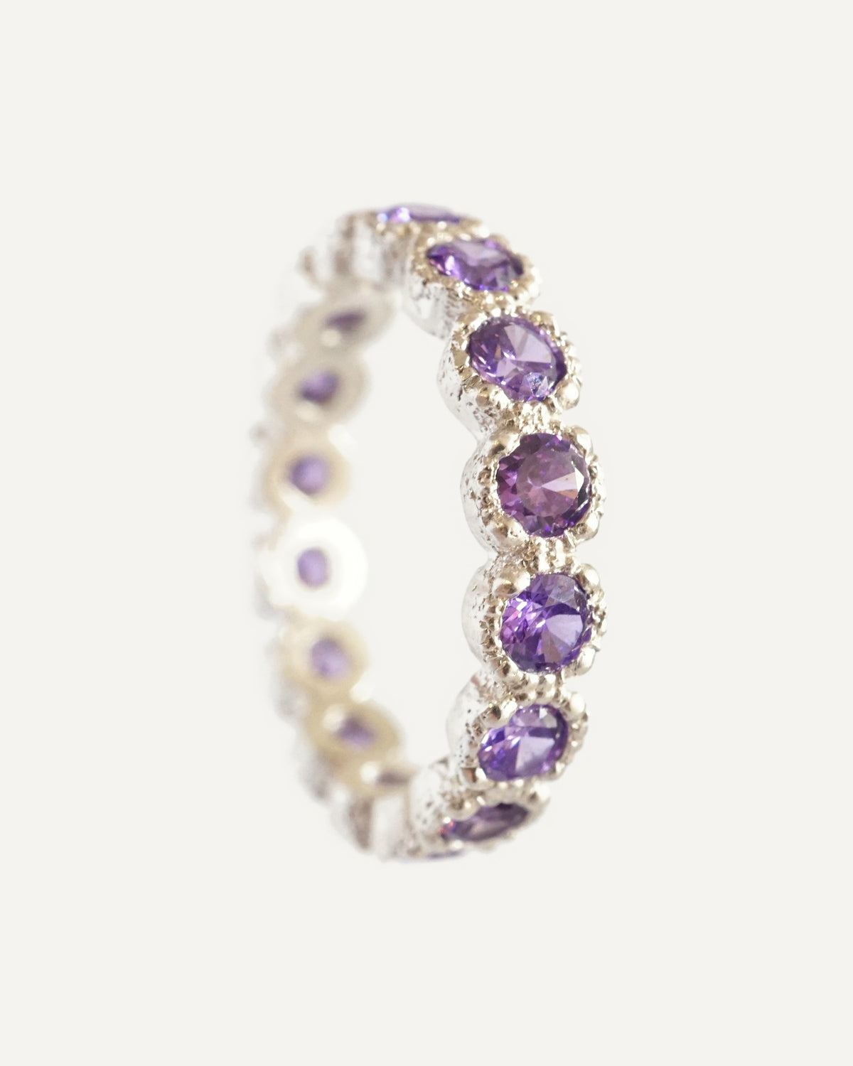 Anillo Aiko