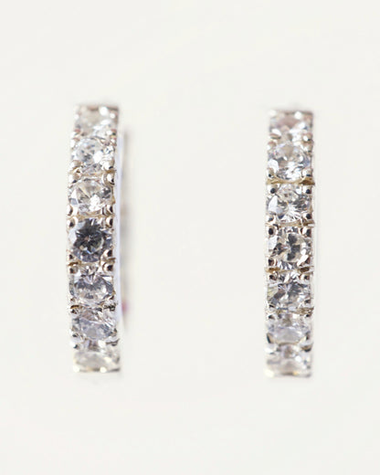 Aretes Nova