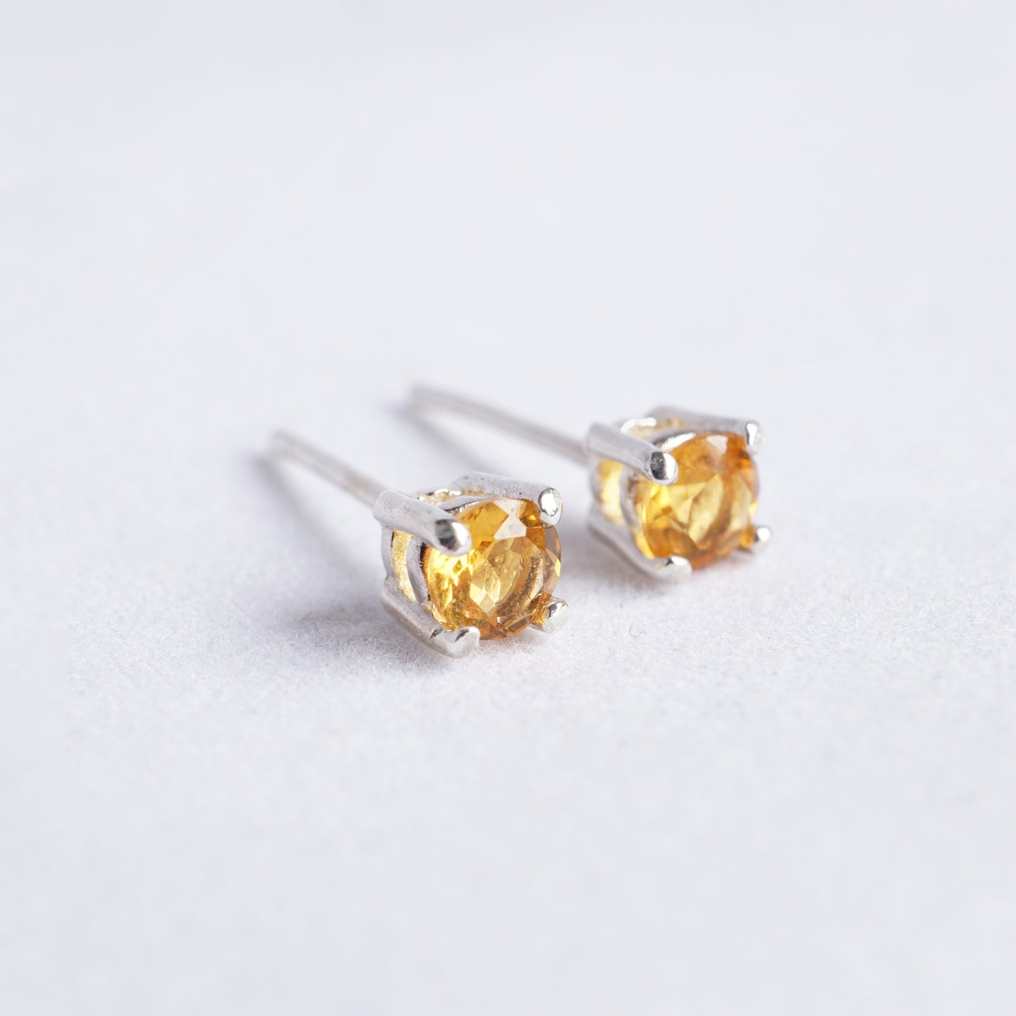 Aretes Hestia