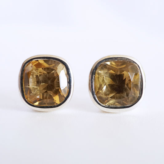 Aretes Liora