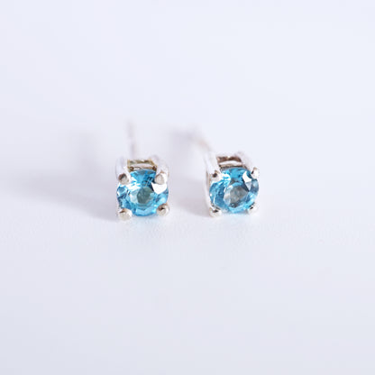 Aretes Amore