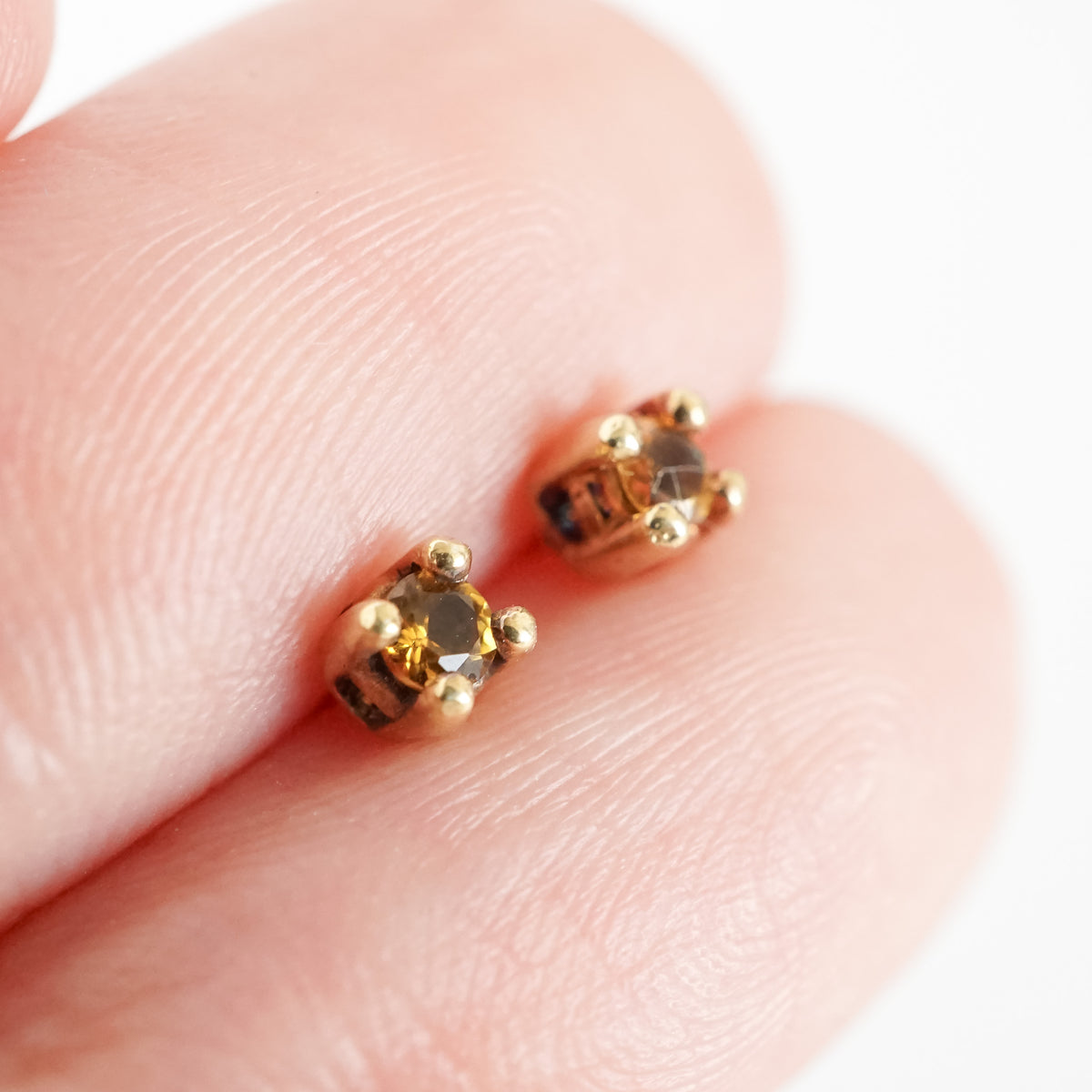 Aretes Saba