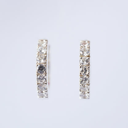 Aretes Nova