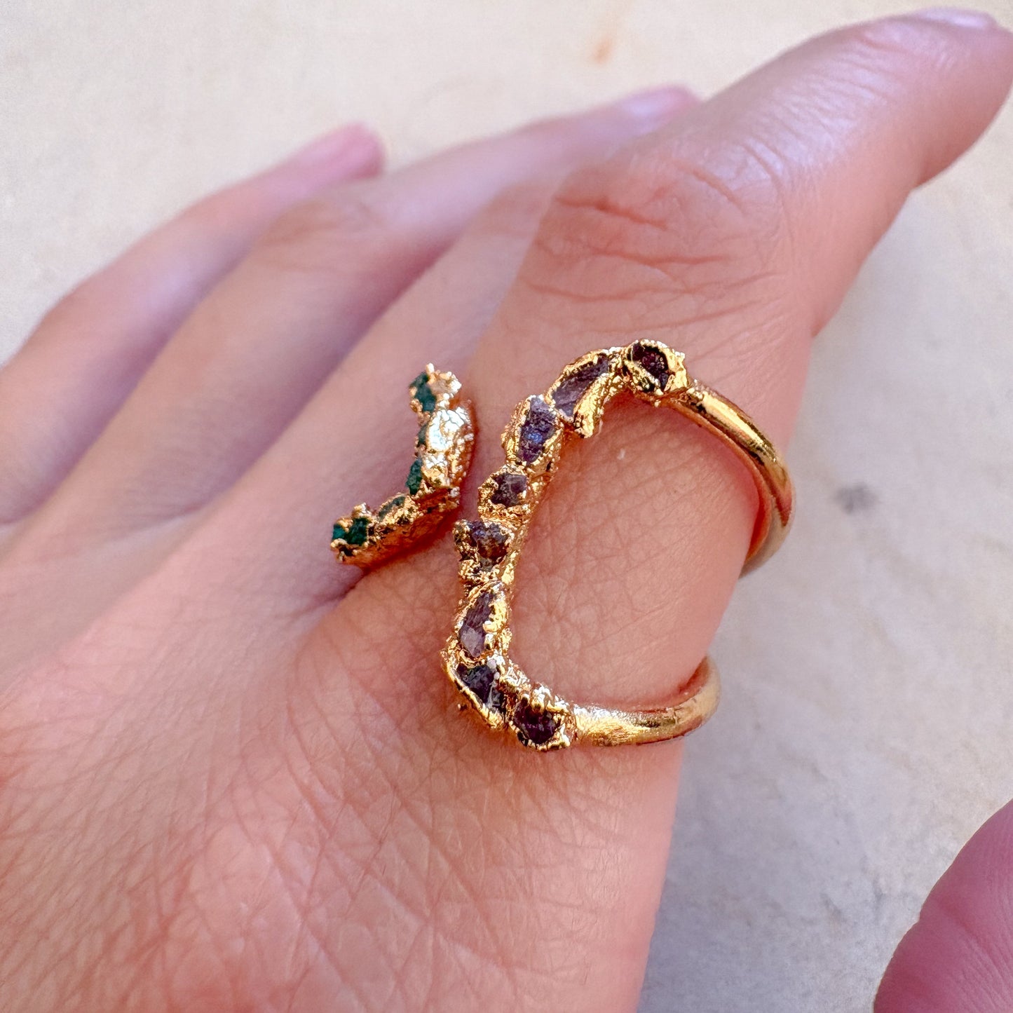 Anillo Amare